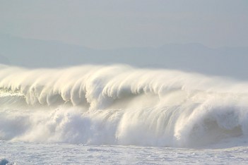 Giant wave
