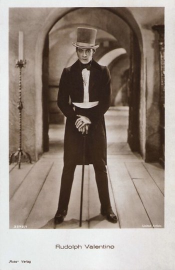 Rudolph Valentino in The Eagle (1925)