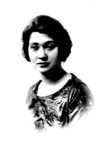 Fay Bainter 1920 - Passport Photo