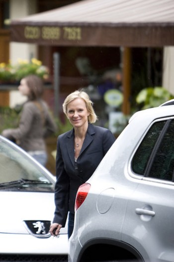 Hermione Norris and the Tiguan