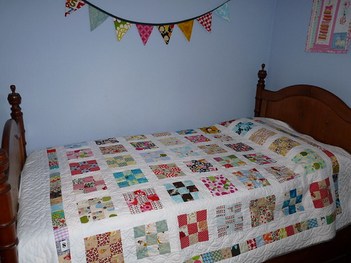 quilt and bunting