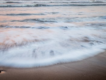 Aberdeen Beach waves