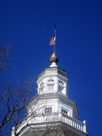 Lantern, Acorn, and Lightning Rod of Maryland State House