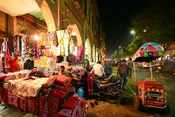 India - Telangana - Hyderabad - Streetlife At Night - 16