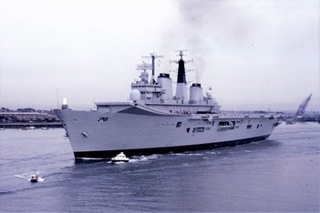 HMS ARK ROYAL R07