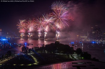 Macy's July 4 Fireworks (20210704-DSC02346)