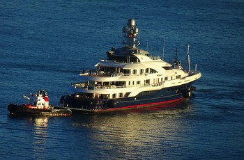 ATTESSA IV in the light of the setting sun (+3)