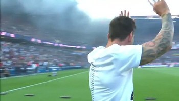 PSG NEWS: Watch: Lionel Messi presented by Paris Saint-Germain