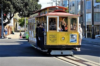 Muni Metro Streetcar, San Francisco, California, USA.