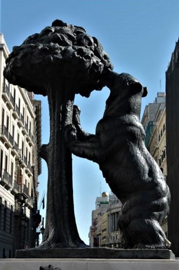 Statue Of The Bear & The Strawberry Tree By Antonio Navarro Santafé, Puerta Del Sol, Madrid, Kingdom Of Spain.