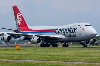 Cargolux Italia 747-4R7F LX-UCV