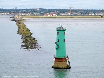L2013_5681 - North Bull Lighthouse - Dublin, 2013