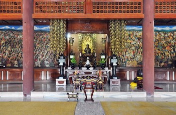 India - Bihar - Bodhgaya - Indosan Nippon Japanese Temple - 3