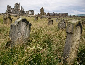 Whitby Abbey from graveyard mentined in Dracula